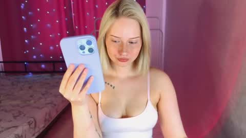 Cutie online show from April 16, 10:05 am