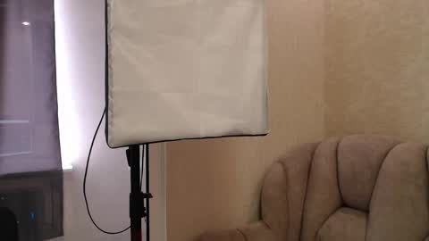 Snapshot of angelmusee chatting on June 1, 8:49 am angelmusee online show from June 1, 8:49 am