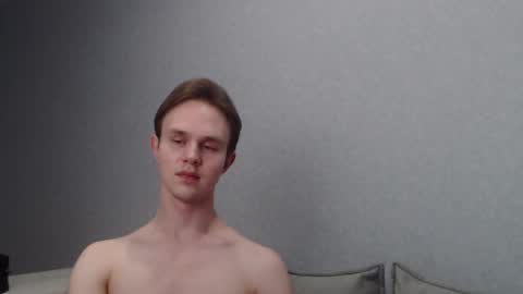 Angel online show from February 3, 6:39 pm