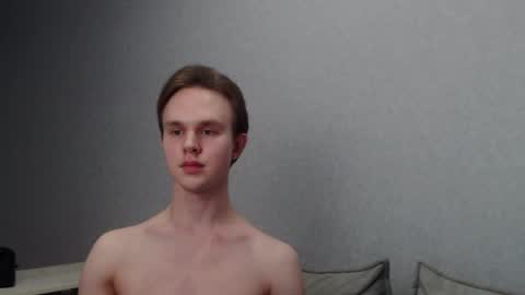 Angel online show from February 25, 9:24 pm