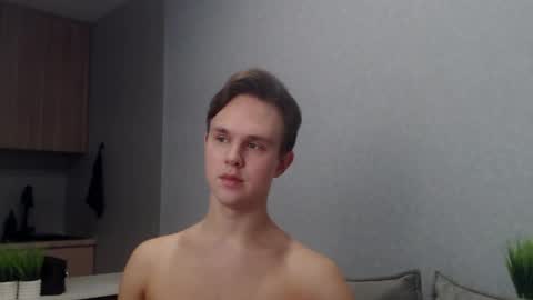 Angel online show from April 4, 12:35 pm