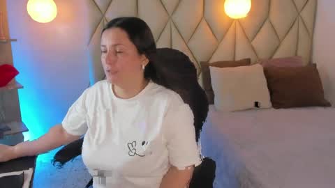 ANGIE online show from April 12, 1:49 pm