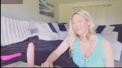 AngelsXDesire online show from May 14, 4:47 pm