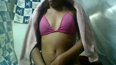 Snapshot of angeltta69 chatting on June 12, 11:46 pm angeltta69 online show from June 12, 11:46 pm