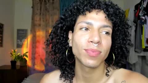 angelwhitte online show from February 17, 8:59 pm