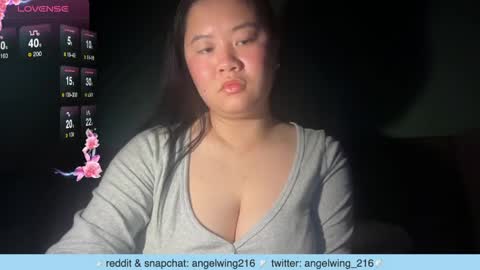 angelwing216 online show from April 23, 4:03 am