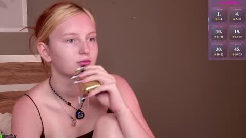 angelwise online show from July 22, 3:09 am