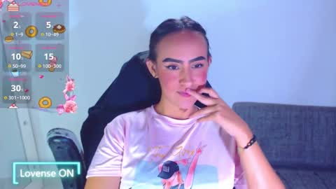 IG angie dreamgirl01 online show from December 16, 1:32 am