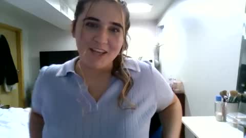 angilina007 online show from June 16, 11:51 pm