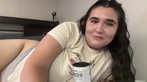 angilina007 online show from June 27, 8:58 pm