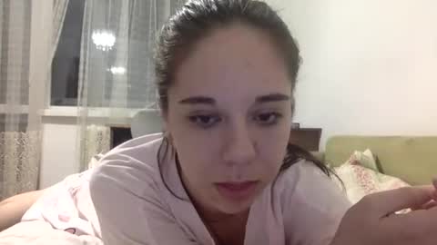 Snapshot of angle_cute05 chatting on July 11, 9:38 pm Angel Cute online show from July 11, 9:38 pm