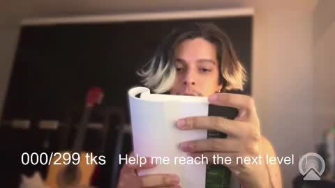 Angxl boy online show from April 7, 2:45 am