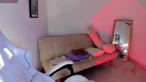 Snapshot of aniie_pink18 chatting on June 7, 12:04 am Maria online show from June 7, 12:04 am