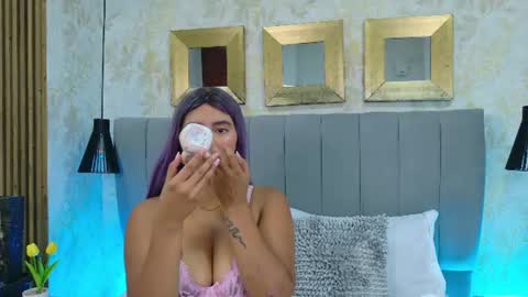 Dania Lpez online show from July 27, 12:23 pm