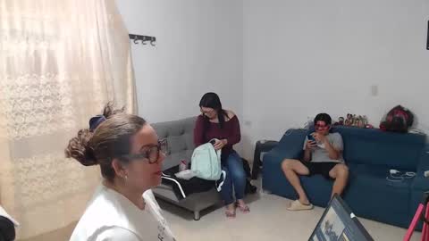 Anitabig69 online show from April 17, 6:55 pm