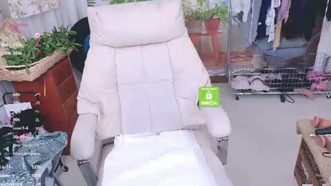 Snapshot of anna6513812 chatting on June 15, 2:41 pm anna6513812 online show from June 15, 2:41 pm