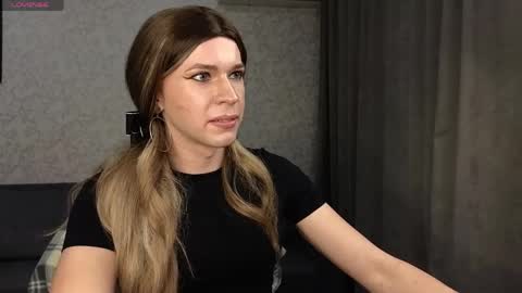 Anna online show from April 6, 5:25 pm