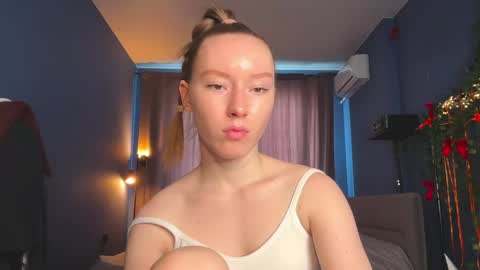 Anna online show from April 13, 12:43 pm