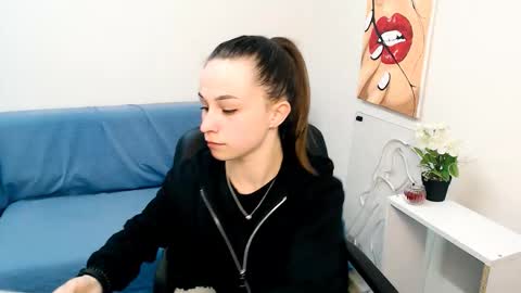 anna_sia_ online show from March 24, 6:40 am