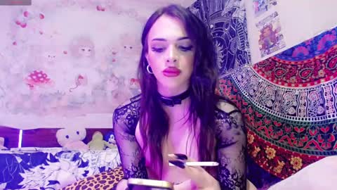 annabelleisdead online show from January 10, 7:46 am