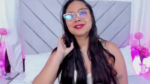 Anna online show from January 11, 4:25 pm