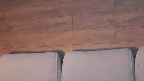 annasplash online show from January 6, 6:28 am