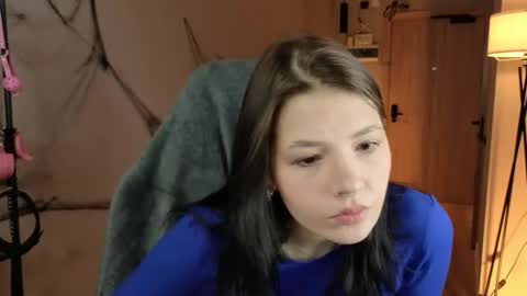 Anna online show from November 5, 6:30 pm