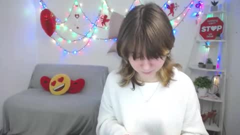 Anna online show from February 6, 9:01 am