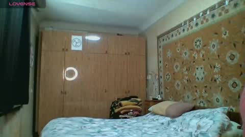 AnnaXLovers online show from June 10, 8:35 am