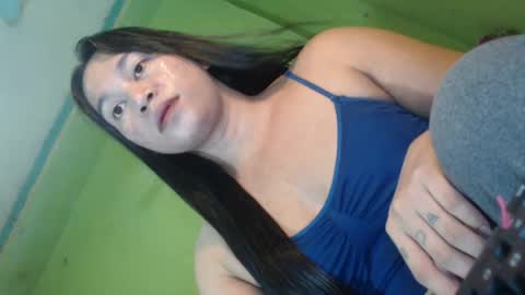 Snapshot of anne_hotaway chatting on June 13, 6:22 am anne_hotaway online show from June 13, 6:22 am