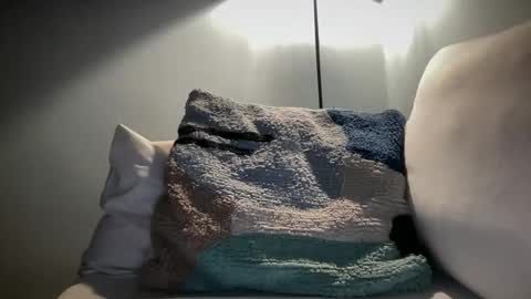 anned1991 online show from April 24, 10:23 pm