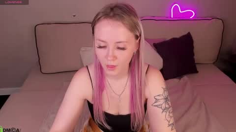Joyce Howard online show from June 5, 2:18 am