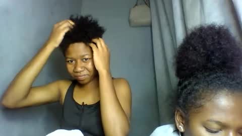 Snapshot of annick98 chatting on February 13, 11:28 am annick98 online show from February 13, 11:28 am