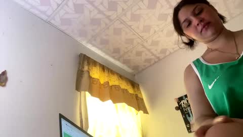 Snapshot of annie_catt_ chatting on January 7, 7:28 pm Annie online show from January 7, 7:28 pm