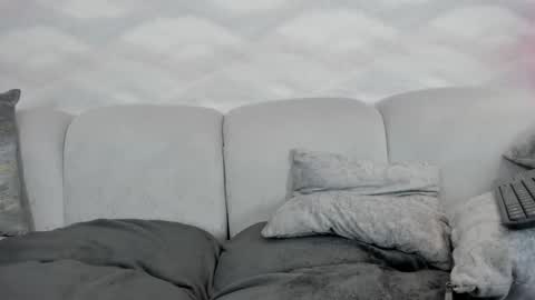 im annie   online show from November 19, 1:33 pm