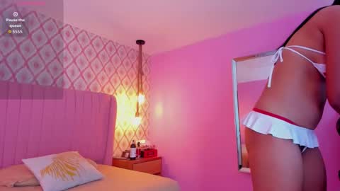 I S A B E L online show from September 13, 12:38 pm