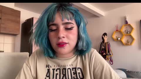 JEANNE no olvides seguirme dont forget follow me  uu online show from January 29, 9:28 pm