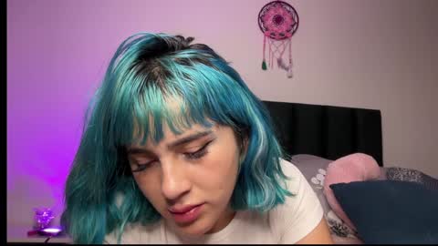 JEANNE no olvides seguirme dont forget follow me  uu online show from February 4, 1:23 am