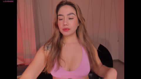 Annie Monroe online show from February 14, 11:40 am