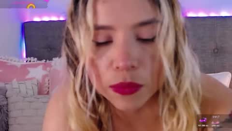 Antonella Lee online show from February 2, 7:12 pm