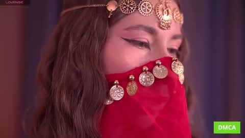 Annuetta online show from October 5, 3:21 pm