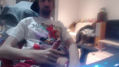 LoyalDog online show from April 22, 7:04 pm