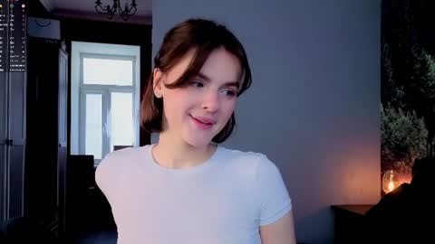 Snapshot of anny_liis chatting on July 24, 8:01 am Lisa online show from July 24, 8:01 am