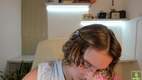 Snapshot of anny_lust chatting on April 29, 4:11 pm Issabela online show from April 29, 4:11 pm