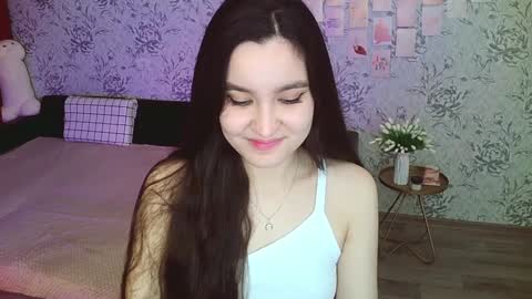 Annie online show from December 4, 12:58 pm