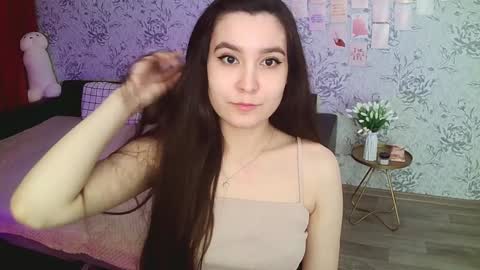 Annie online show from December 7, 3:47 am