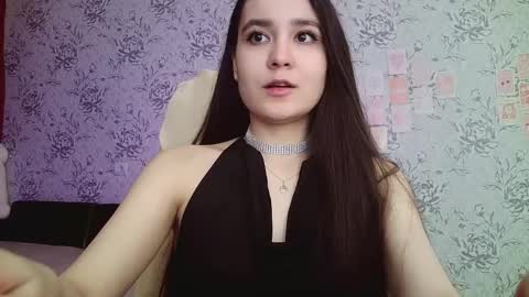 Annie online show from February 9, 8:33 am