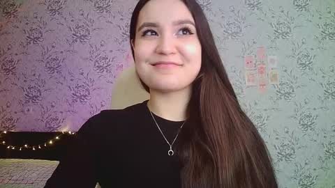 Annie online show from October 11, 8:51 pm