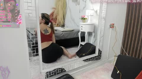 Snapshot of annyhathaway chatting on May 29, 9:13 pm Anny online show from May 29, 9:13 pm