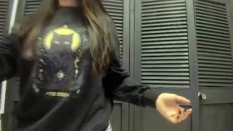 Annyluna online show from August 7, 12:18 pm